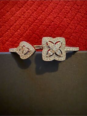 White Gold Filled NEW Flower and Heart CZ Open Cuff Bracelet Bangle with Box